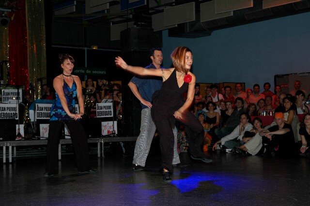 min 2005 11 12 fous swing 269